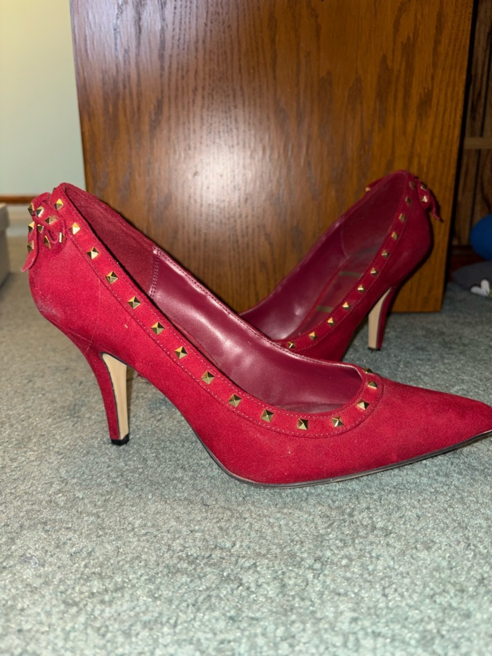 Elle Red Suede Pointed-Toe Studded Pumps